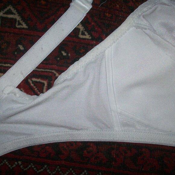 Playtex Collection Bra White Lace Trimmed Not Padded #4251 Sz 36D Made in USA - Picture 8 of 8